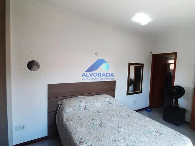 Sobrado com 125m² 3 quartos e 2 banheiros, à venda, no bairro Jardim das Indústrias em São José dos Campos