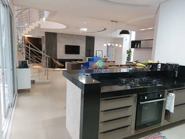 Sobrado com 459m² 4 quartos e 5 banheiros, à venda, no bairro Jardim do Golfe em São José dos Campos