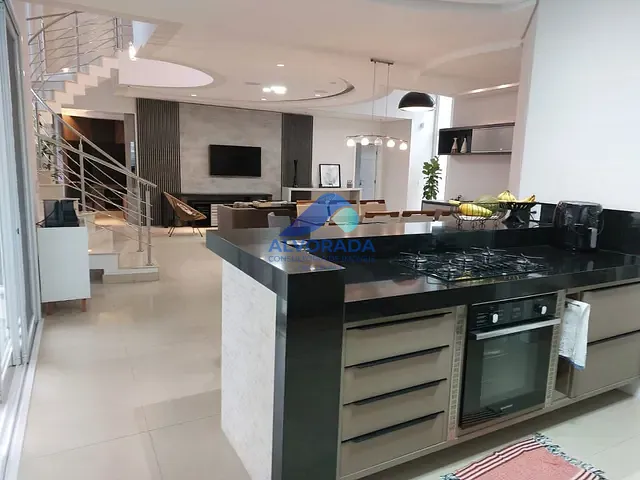 Sobrado com 459m² 4 quartos e 5 banheiros, à venda, no bairro Jardim do Golfe em São José dos Campos