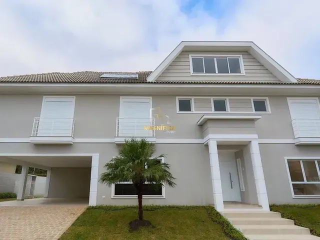 Sobrado com 785m² 4 quartos e 4 banheiros, à venda, no bairro São Braz em Curitiba