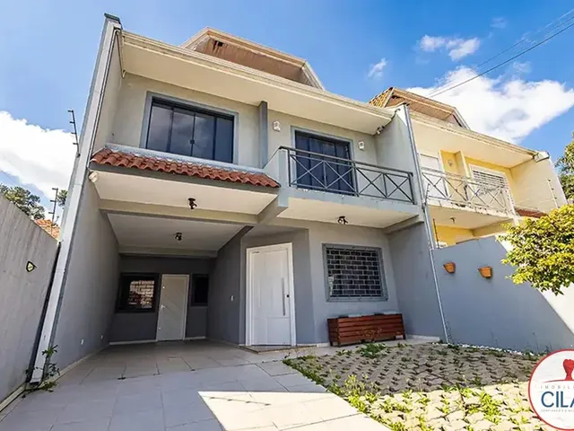 Sobrado 2 quartos e 4 banheiros, à venda, no bairro Santa Felicidade em Curitiba