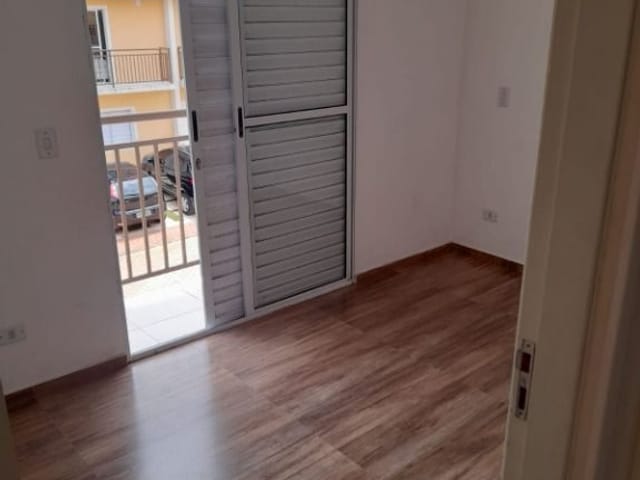 Sobrado com 52m² 2 quartos e 2 banheiros, à venda, no bairro Chácara Rincão em Cotia