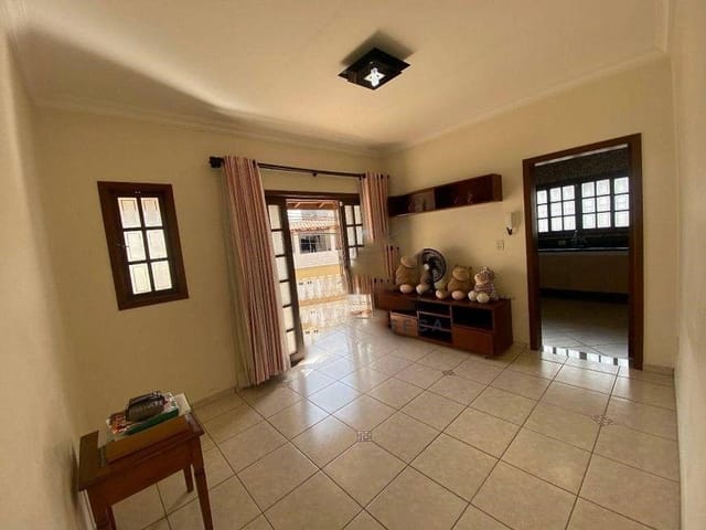 Sobrado com 200m² 3 quartos e 3 banheiros, à venda, no bairro Jardim D Abril em Osasco