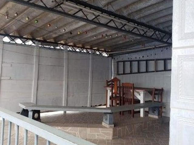 Sobrado com 450m² 5 quartos e 5 banheiros, à venda, no bairro Bandeiras em Osasco