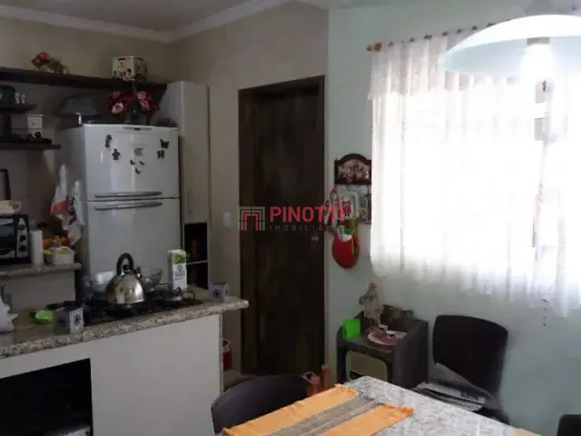 Sobrado 3 quartos e 1 banheiro, à venda, no bairro Nova Petrópolis em São Bernardo do Campo