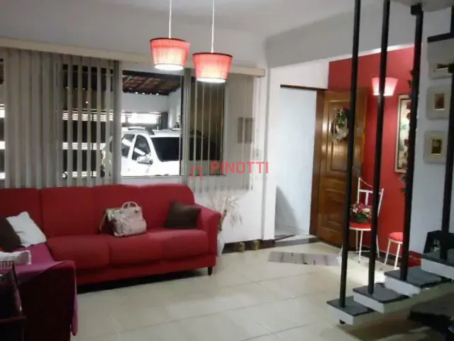 Sobrado 3 quartos e 1 banheiro, à venda, no bairro Nova Petrópolis em São Bernardo do Campo