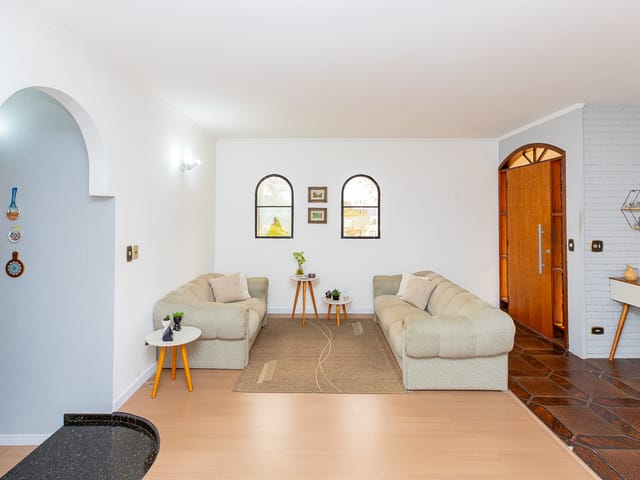 Sobrado com 498m² 7 quartos e 6 banheiros, à venda, no bairro Jardim Kioto em São Paulo