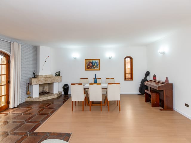 Sobrado com 498m² 7 quartos e 6 banheiros, à venda, no bairro Jardim Kioto em São Paulo