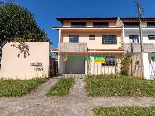 Sobrado 3 quartos e 2 banheiros, à venda, no bairro Jardim das Américas em Curitiba