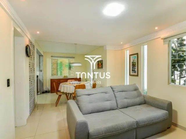 Sobrado com 143m² 3 quartos e 2 banheiros, à venda, no bairro São Lourenço em Curitiba