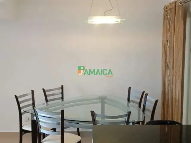Sobrado com 100m² 3 quartos e 2 banheiros, para alugar, no bairro Uberaba em Curitiba