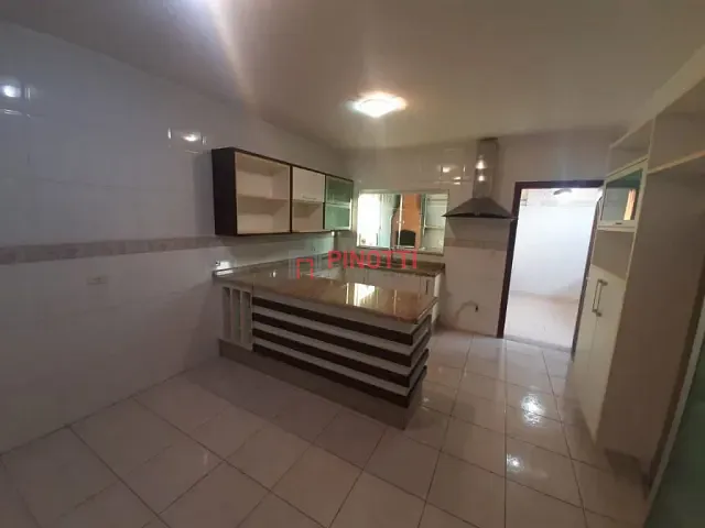 Sobrado 6 quartos e 9 banheiros, à venda, no bairro Nova Petrópolis em São Bernardo do Campo