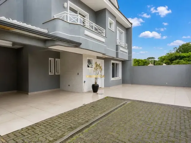 Sobrado 3 quartos e 4 banheiros, à venda, no bairro Boa Vista em Curitiba