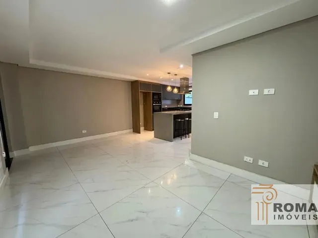 Sobrado com 133m² 3 quartos e 3 banheiros, para alugar, no bairro Boa Vista em Curitiba