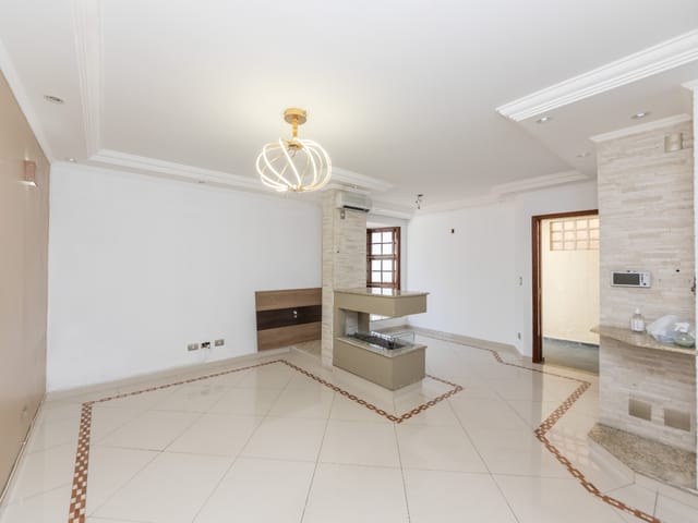 Sobrado com 176m² 3 quartos e 5 banheiros, à venda, no bairro Vila Nivi em São Paulo