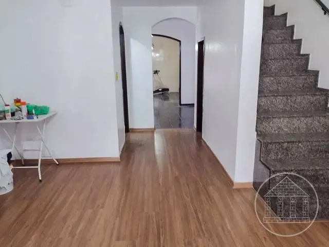 Sobrado com 160m² 4 quartos e 4 banheiros, à venda, no bairro Parque América em São Paulo
