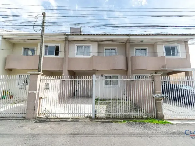 Sobrado 3 quartos e 2 banheiros, à venda, no bairro VILA SOLENE em Campo Largo