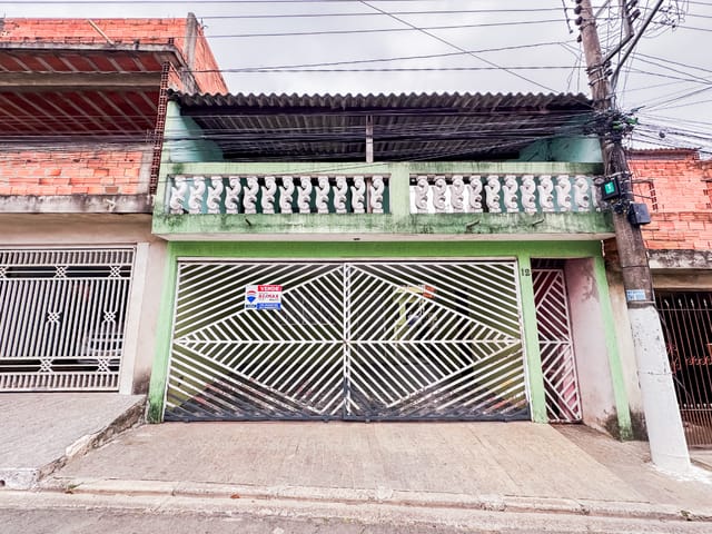 Sobrado com 121m² 4 quartos e 3 banheiros, à venda, no bairro Residencial Sol Nascente em São Paulo