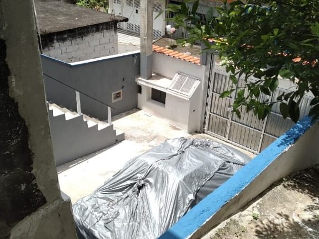 Sobrado com 192m² 5 quartos e 2 banheiros, à venda, no bairro Jardim Leonor em Cotia
