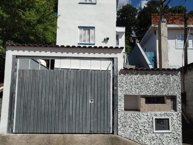 Sobrado com 192m² 5 quartos e 2 banheiros, à venda, no bairro Jardim Leonor em Cotia