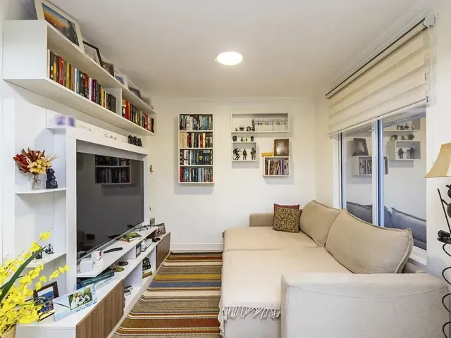 Sobrado 3 quartos e 3 banheiros, à venda, no bairro Portão em Curitiba