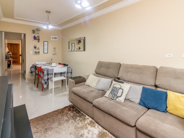 Sobrado com 241m² 2 quartos e 2 banheiros, à venda, no bairro Vila Zat em São Paulo