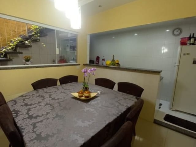 Sobrado com 150m² 3 quartos e 3 banheiros, à venda, no bairro Vila da Oportunidade em Carapicuíba