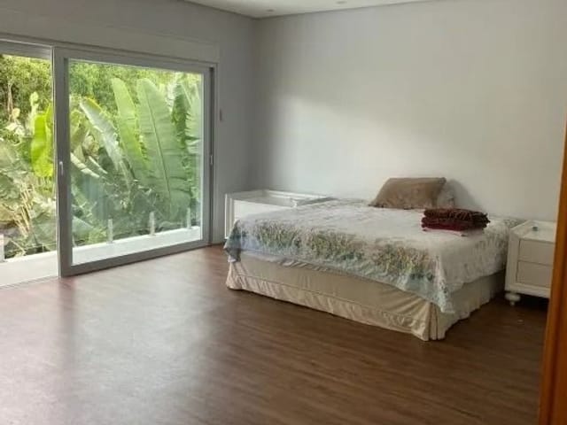 Sobrado com 560m² 3 quartos e 5 banheiros, à venda, no bairro Jardim do Golf I em Jandira