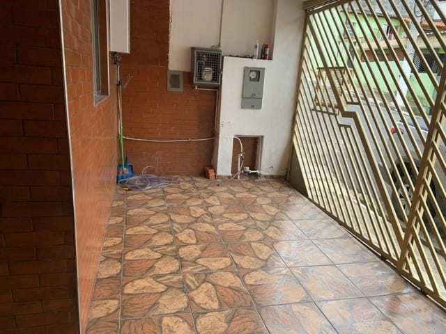 Sobrado com 125m² 4 quartos e 3 banheiros, à venda, no bairro Jardim Roberto em Osasco