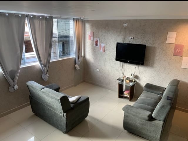 Sobrado com 125m² 6 quartos e 4 banheiros, à venda, no bairro Parque Imperial em Barueri