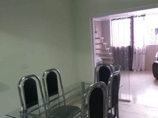Sobrado com 125m² 6 quartos e 4 banheiros, à venda, no bairro Parque Imperial em Barueri