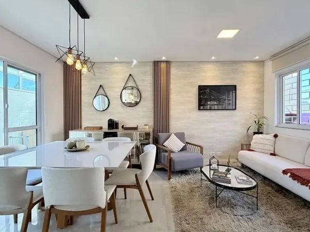 Sobrado com 106m² 3 quartos e 2 banheiros, à venda, no bairro Santa Felicidade em Curitiba