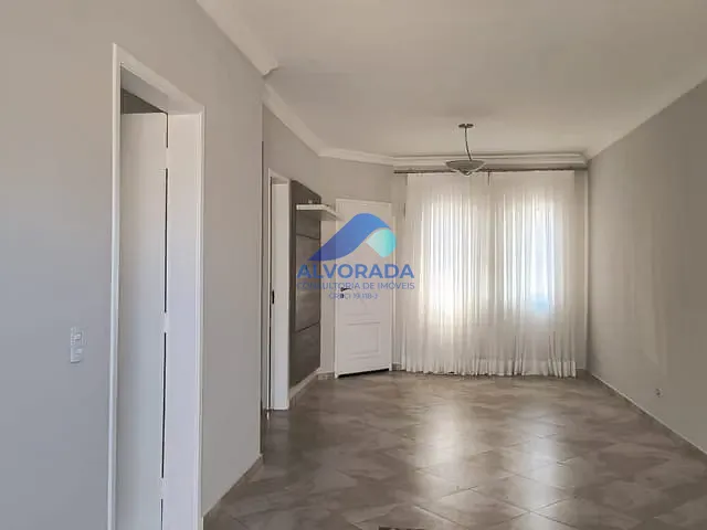 Sobrado 3 quartos e 3 banheiros, à venda, no bairro Jardim das Indústrias em São José dos Campos