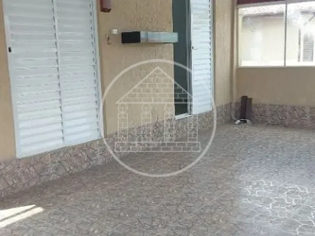 Sobrado com 170m² 4 quartos e 3 banheiros, à venda, no bairro Conjunto Residencial Salvador Tolezani em São Paulo