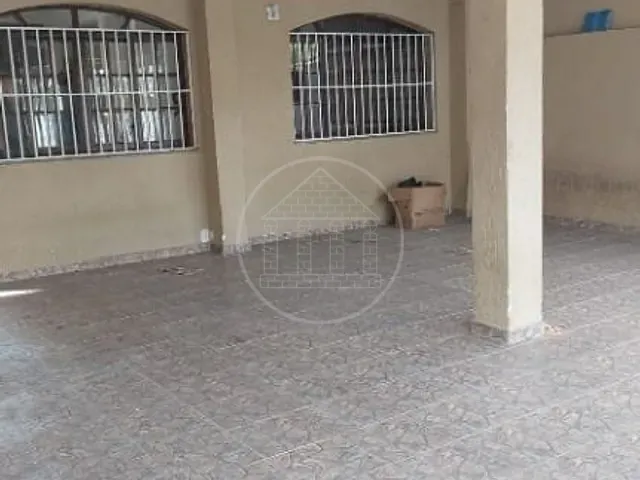 Sobrado com 170m² 4 quartos e 3 banheiros, à venda, no bairro Conjunto Residencial Salvador Tolezani em São Paulo