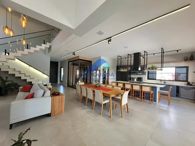 Sobrado com 530m² 4 quartos e 5 banheiros, à venda, no bairro Condomínio Loteamento Reserva da Barra em São José dos Campos