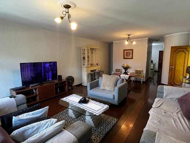 Sobrado com 300m² 4 quartos e 4 banheiros, à venda, no bairro Vila Formosa em São Paulo