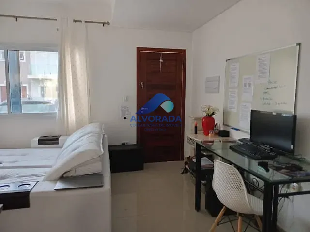 Sobrado com 181m² 2 quartos e 3 banheiros, à venda ou para alugar, no bairro Chácaras Pousada do Vale em São José dos Campos