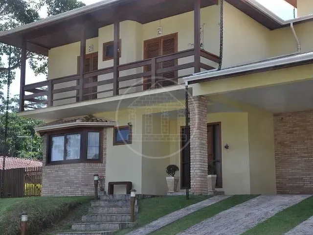 Sobrado com 800m² 4 quartos e 4 banheiros, à venda, no bairro Lagoa Grande em Embu-Guaçu