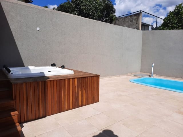 Sobrado com 780m² 4 quartos e 5 banheiros, à venda, no bairro Condomínio Residencial Shamballa II em Atibaia