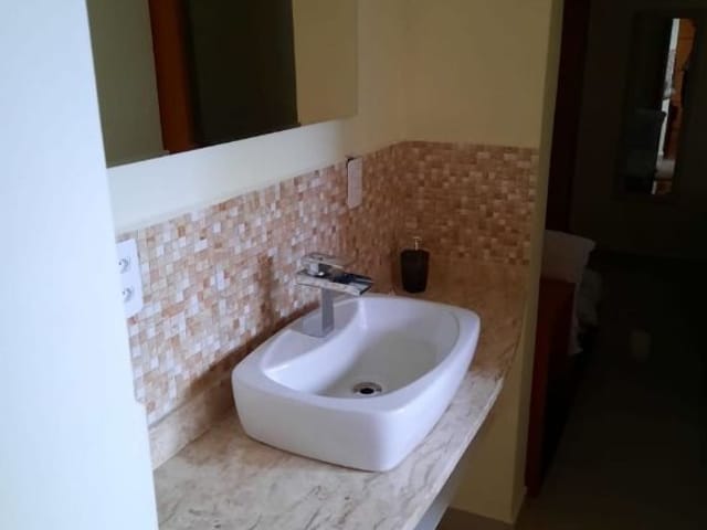 Sobrado com 780m² 4 quartos e 5 banheiros, à venda, no bairro Condomínio Residencial Shamballa II em Atibaia