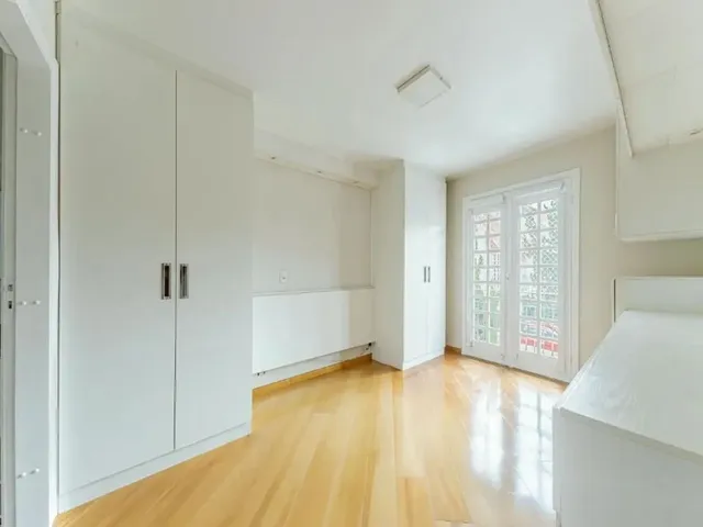 Sobrado com 82m² 3 quartos e 3 banheiros, à venda, no bairro Santa Felicidade em Curitiba