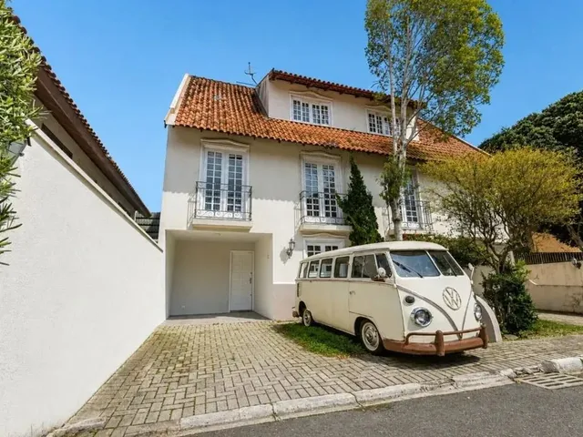 Sobrado com 82m² 3 quartos e 3 banheiros, para alugar, no bairro Santa Felicidade em Curitiba
