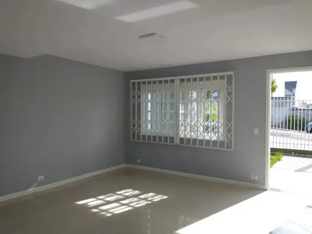 Sobrado com 120m² 3 quartos e 3 banheiros, à venda, no bairro Boa Vista em Curitiba