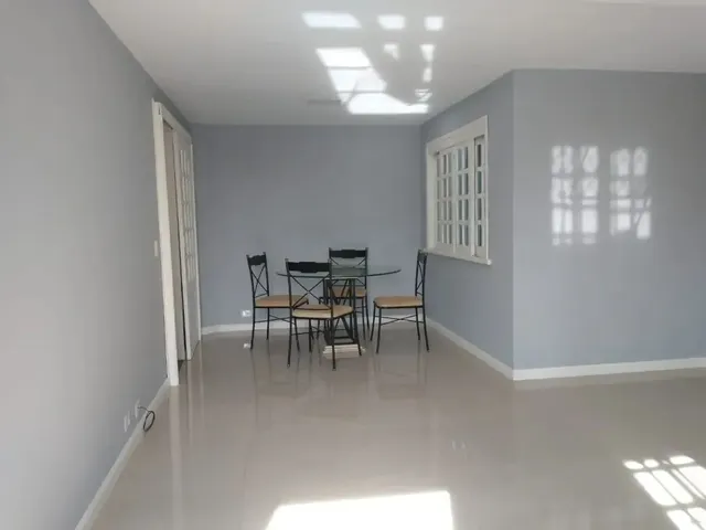 Sobrado com 120m² 3 quartos e 3 banheiros, à venda, no bairro Boa Vista em Curitiba