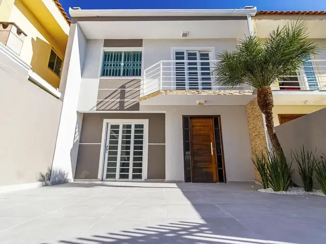 Sobrado com 126m² 2 quartos e 1 banheiro, à venda, no bairro Nações em Fazenda Rio Grande