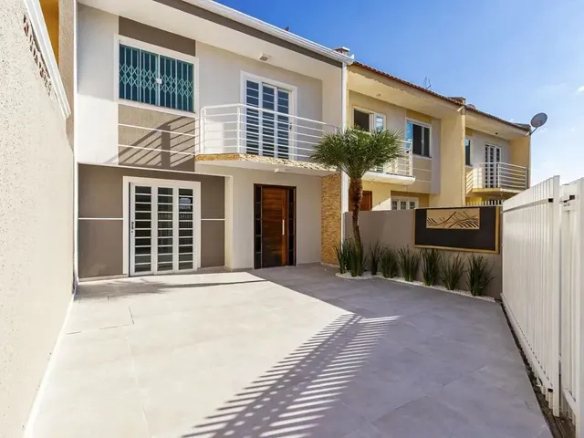 Sobrado com 126m² 2 quartos e 1 banheiro, à venda, no bairro Nações em Fazenda Rio Grande