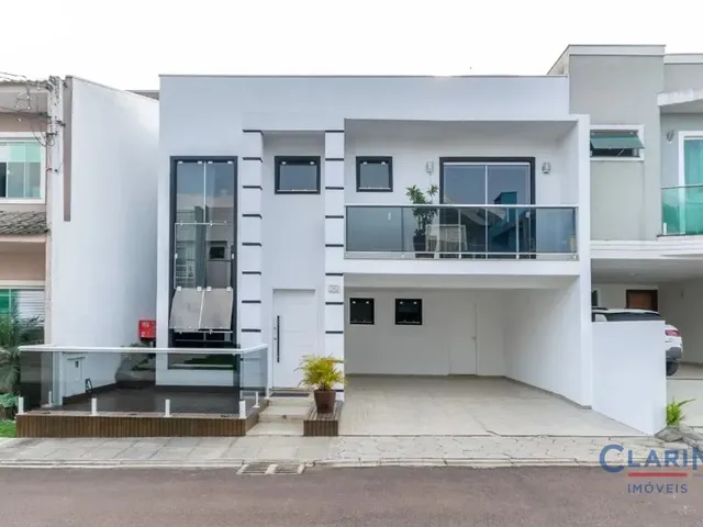 Sobrado 3 quartos e 5 banheiros, à venda, no bairro OURO VERDE em Campo Largo