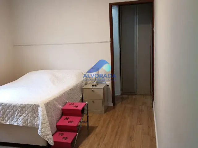 Sobrado com 150m² 3 quartos e 2 banheiros, à venda, no bairro Parque Industrial em São José dos Campos
