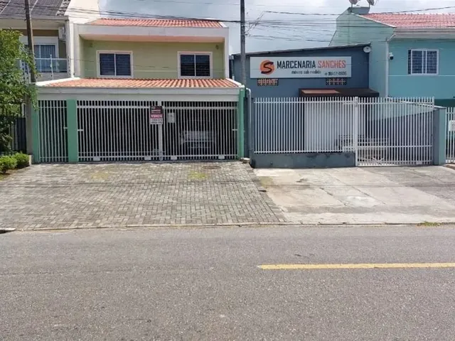 Sobrado 4 quartos e 3 banheiros, à venda, no bairro Cajuru em Curitiba